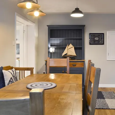 Treen Holiday home *